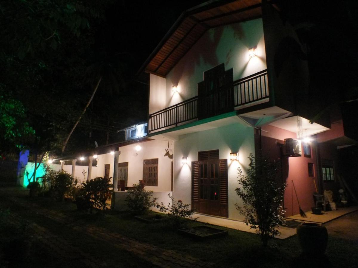 Abraham Beach House Тангале Екстериор снимка