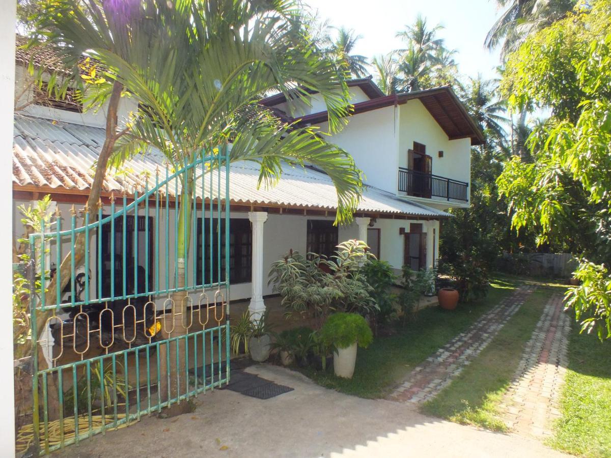 Abraham Beach House Тангале Екстериор снимка